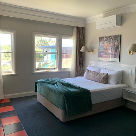 Moruya Monarch Hotel Экстерьер фото
