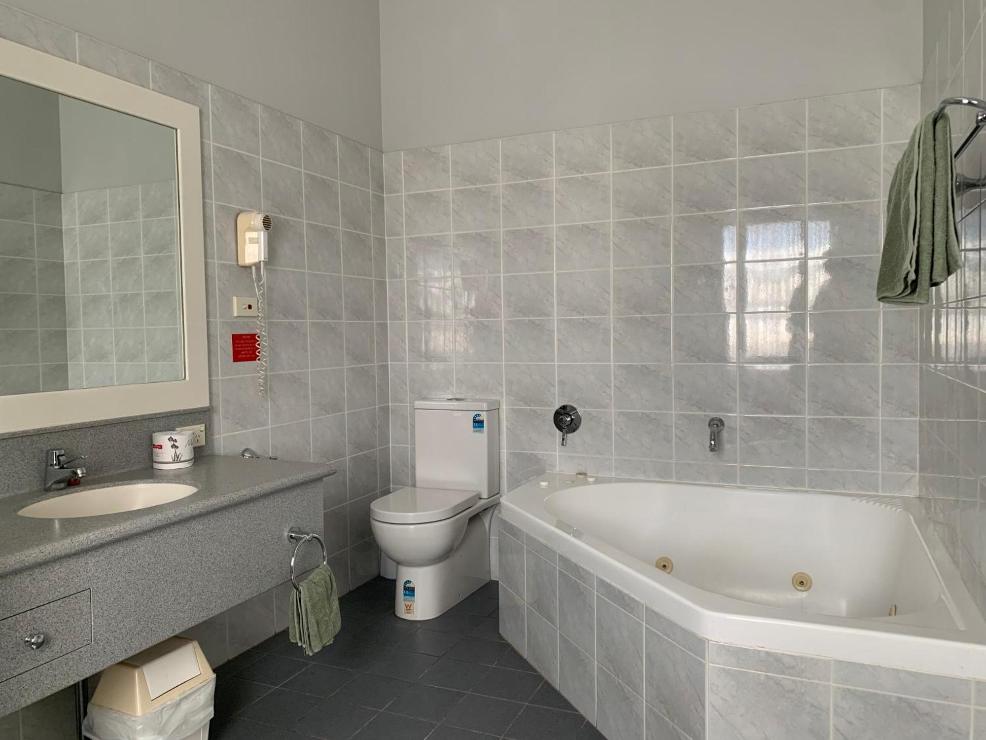 Moruya Monarch Hotel Экстерьер фото