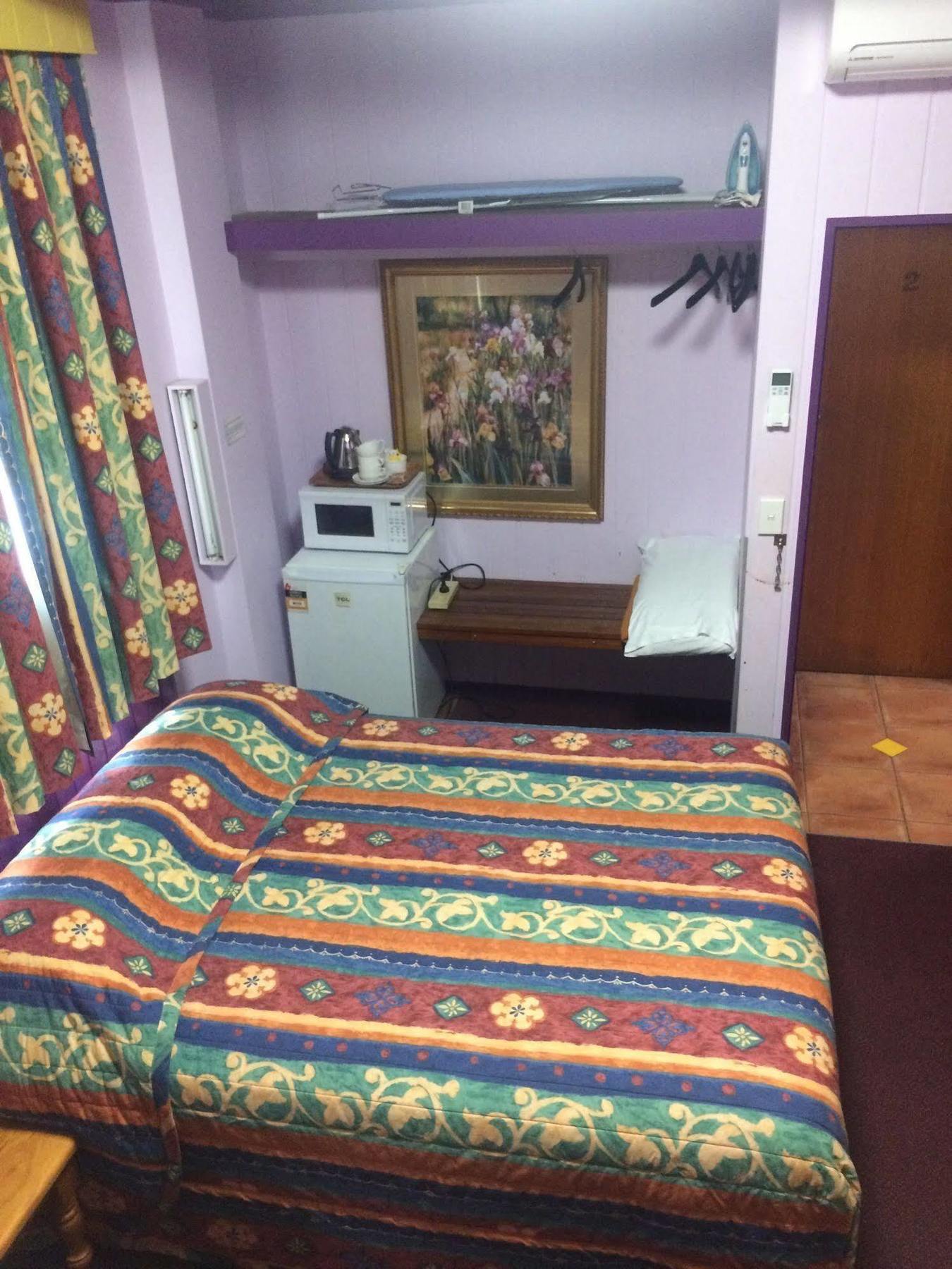 Moruya Monarch Hotel Экстерьер фото
