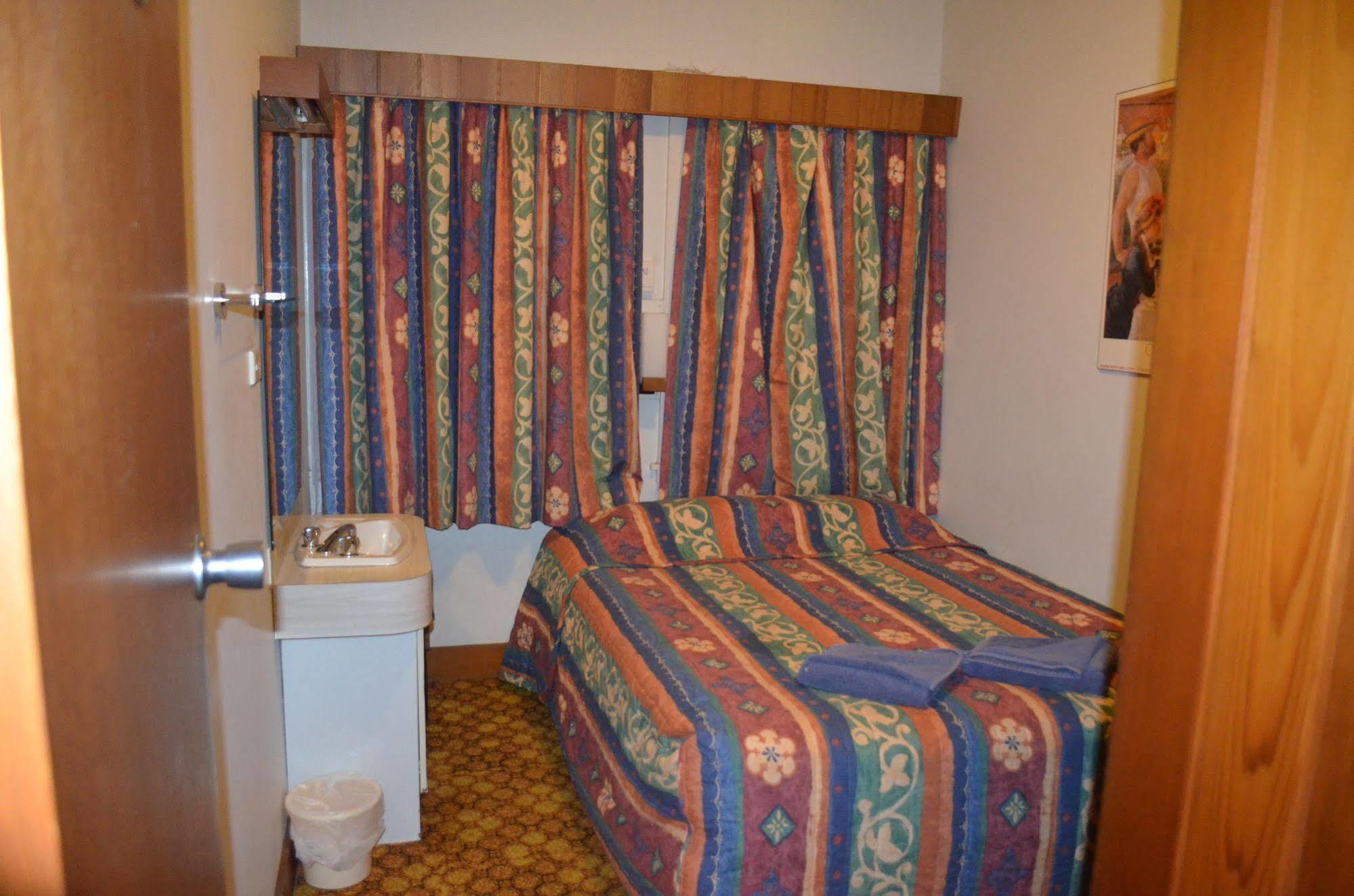 Moruya Monarch Hotel Экстерьер фото