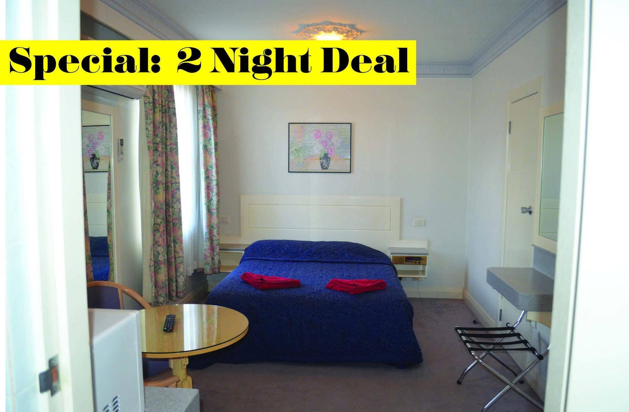 Moruya Monarch Hotel Экстерьер фото
