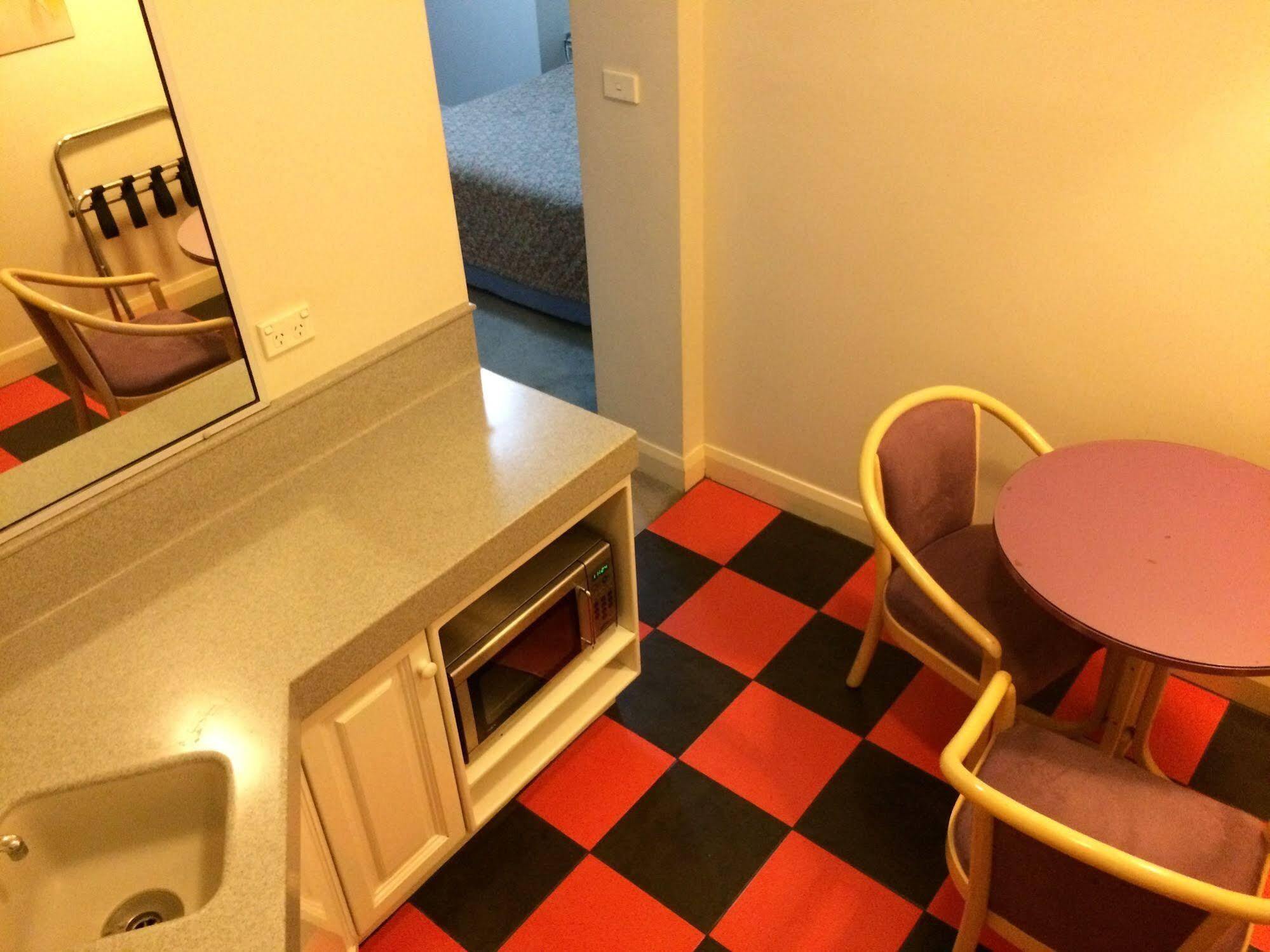 Moruya Monarch Hotel Экстерьер фото